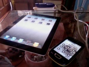 iPad 2 and Samsung Galaxy Mini